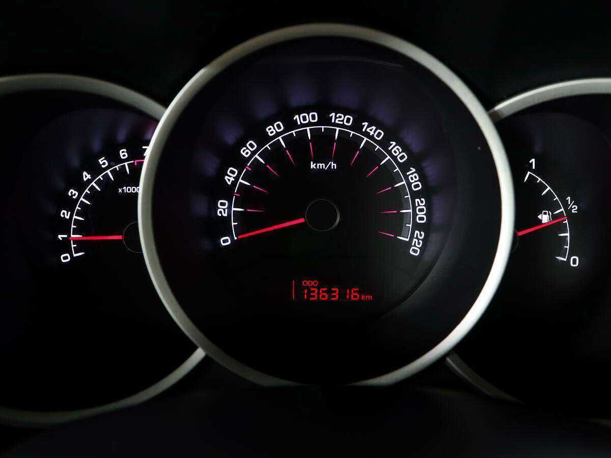 Kia Venga 5-speed, 2011 Фото №11