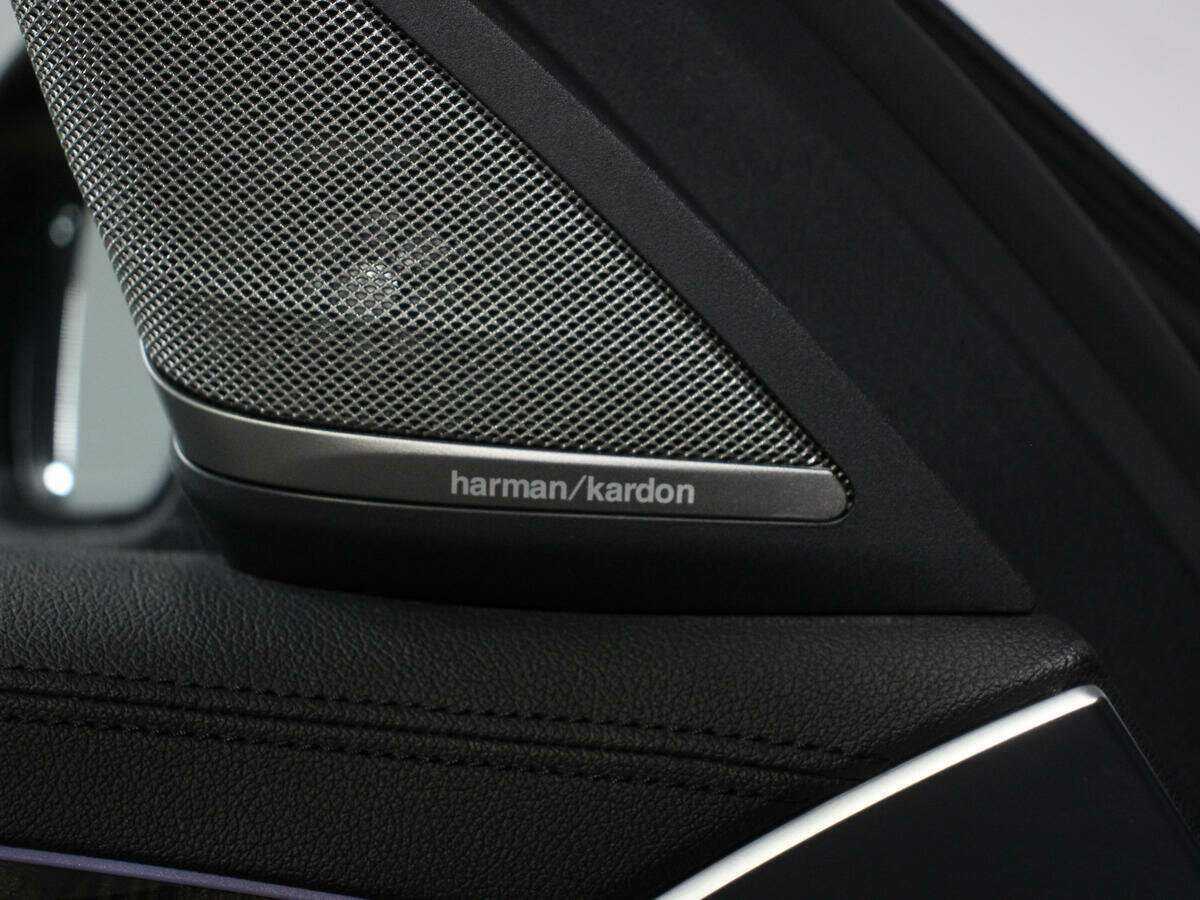 BMW 5 серии M550d xDrive, 2019 Фото №16