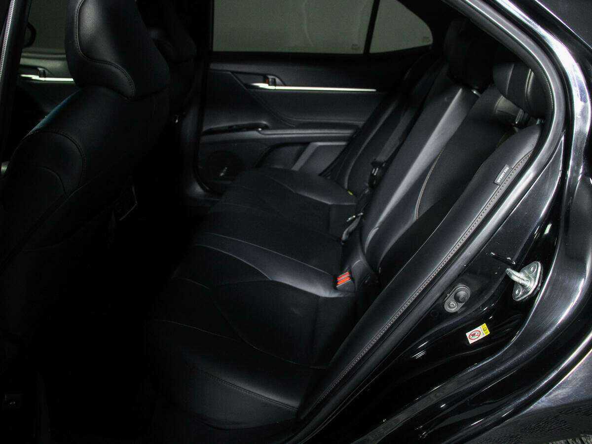 Toyota Camry, 2018 Фото №8