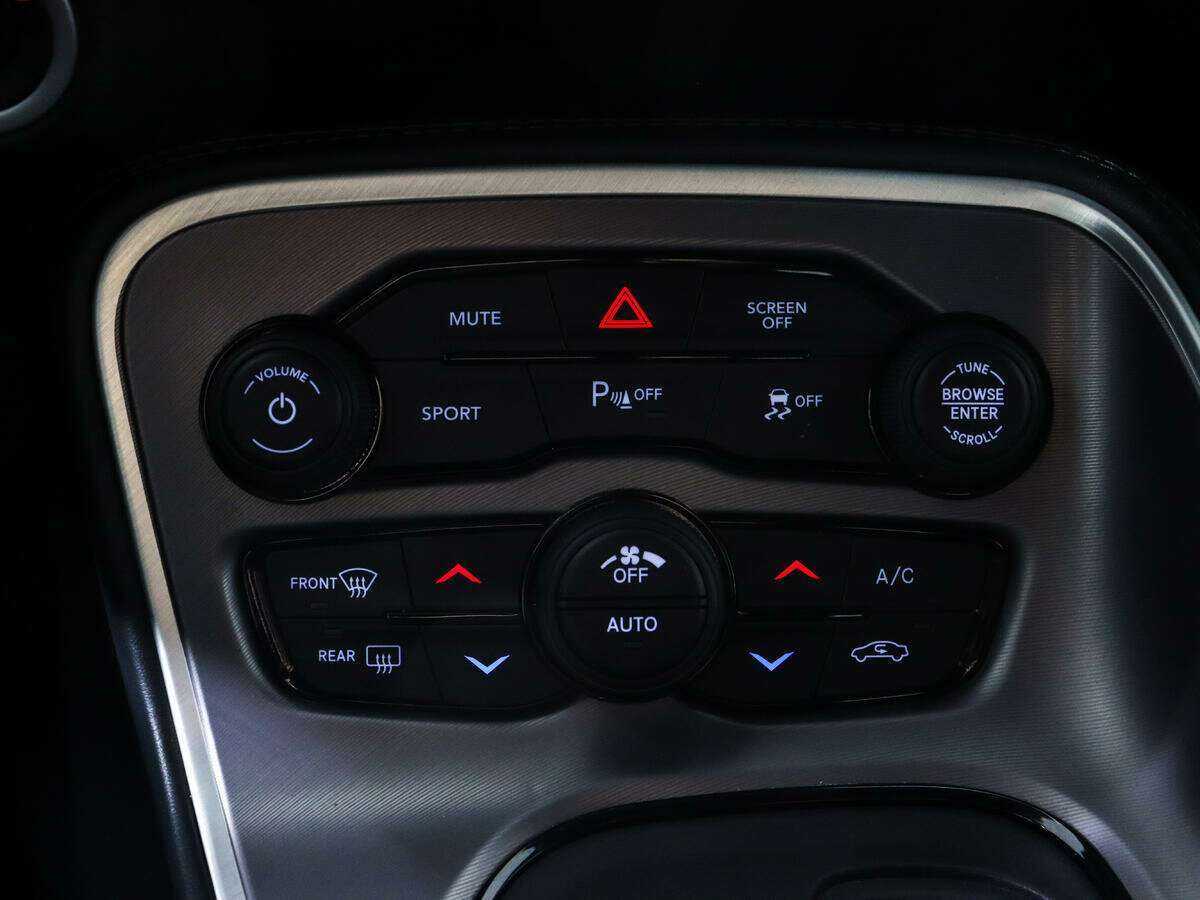 Dodge Challenger, 2022 Фото №16