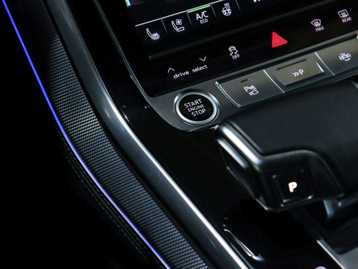 Audi Q7 45 TDI, 2020 Фото №30