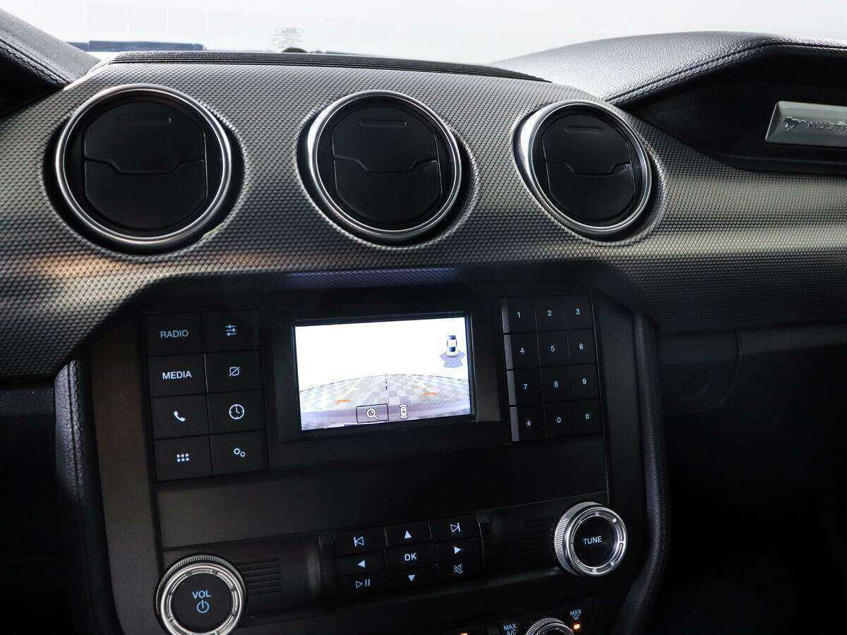 Ford Mustang, 2022 Фото №18