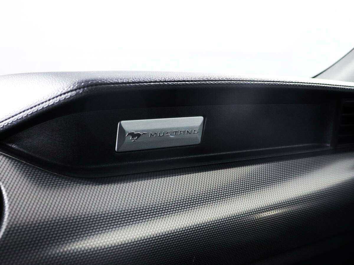 Ford Mustang, 2022 Фото №20