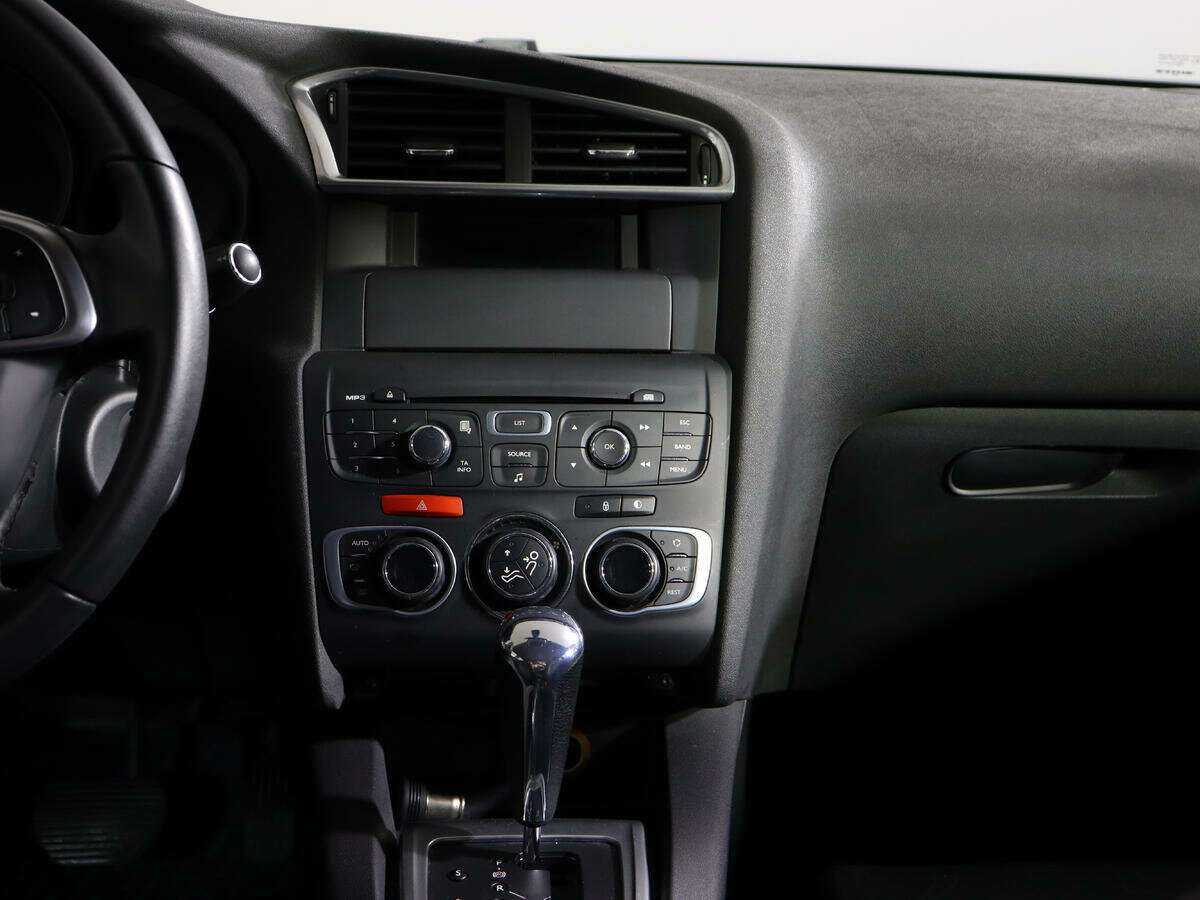 Citroen C4, 2011 Фото №12