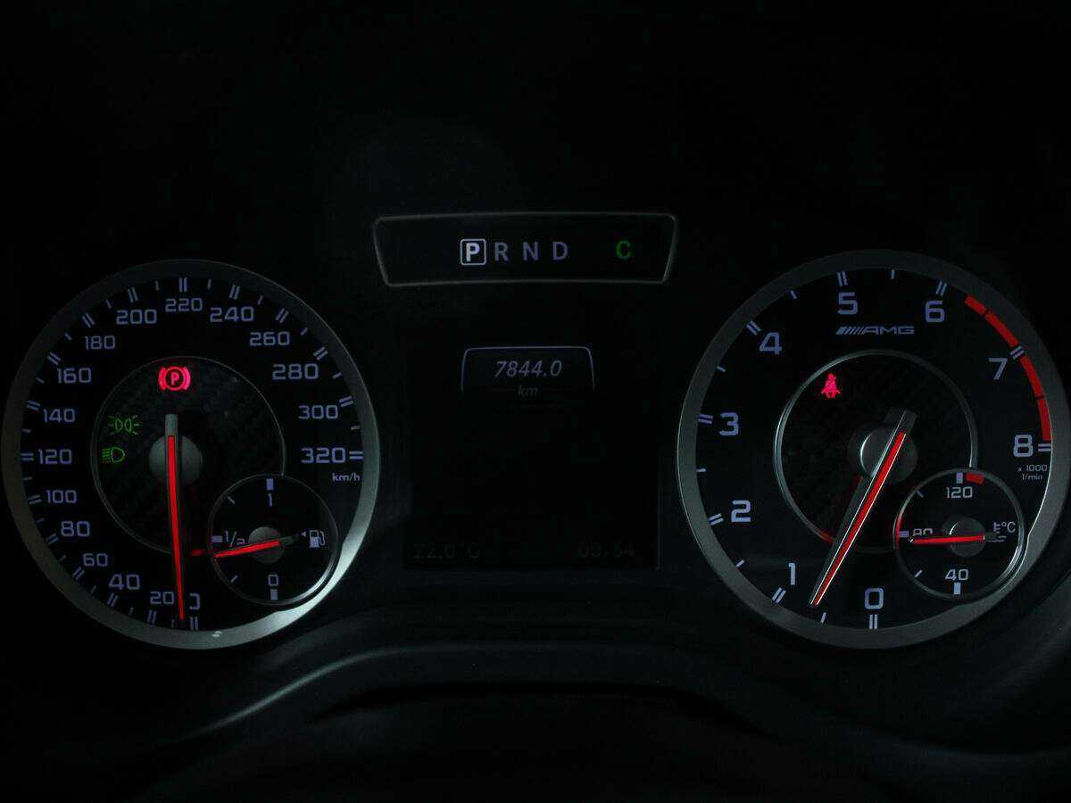 Mercedes-Benz A-Класс AMG 45 AMG, 2015 Фото №9