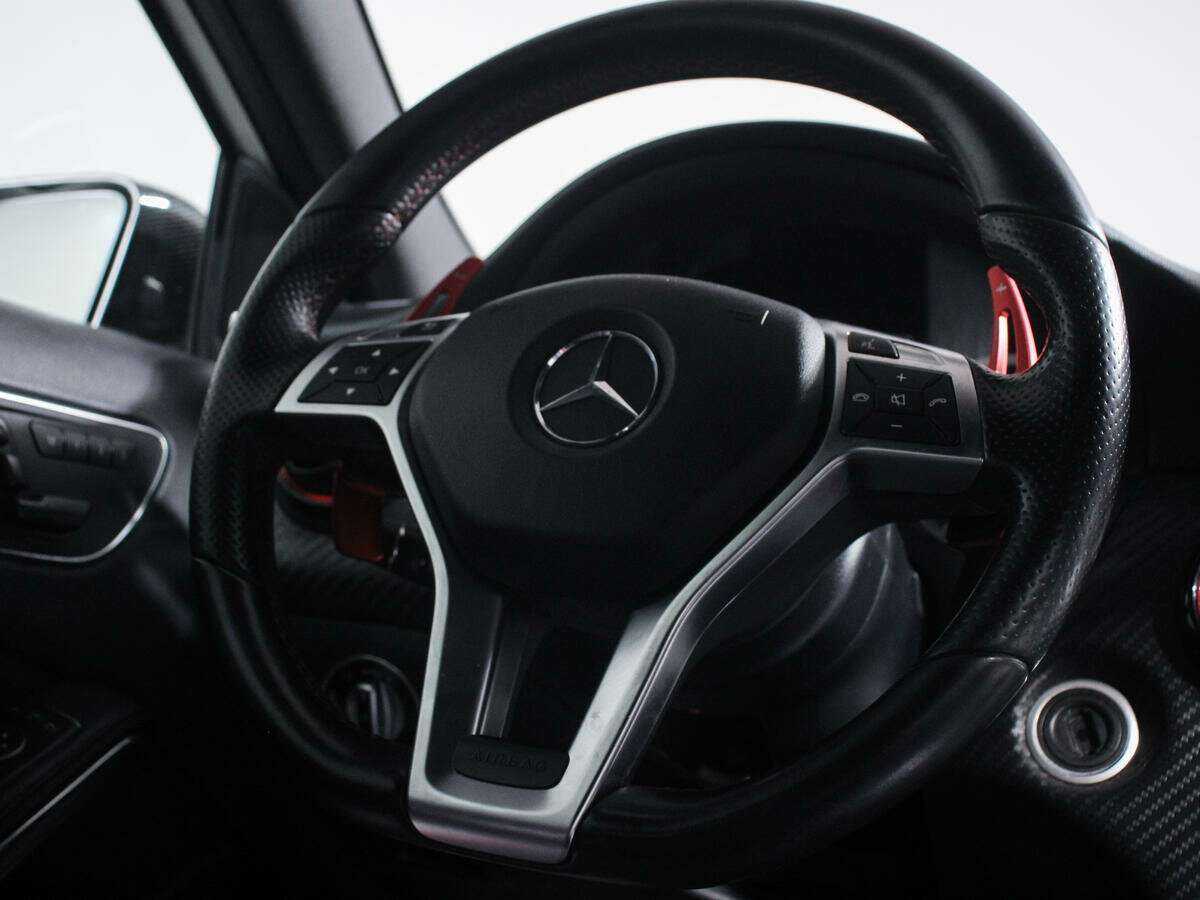 Mercedes-Benz A-Класс AMG 45 AMG, 2015 Фото №18