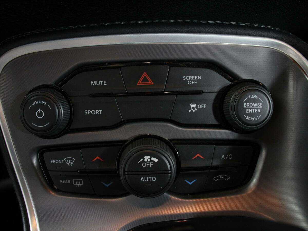 Dodge Challenger, 2022 Фото №21