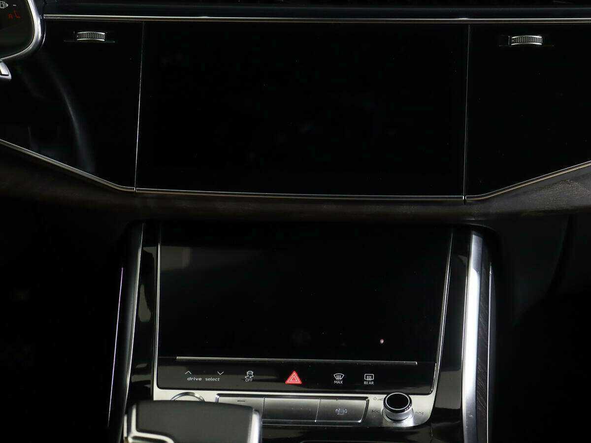 Audi Q8 45 TDI, 2019 Фото №11