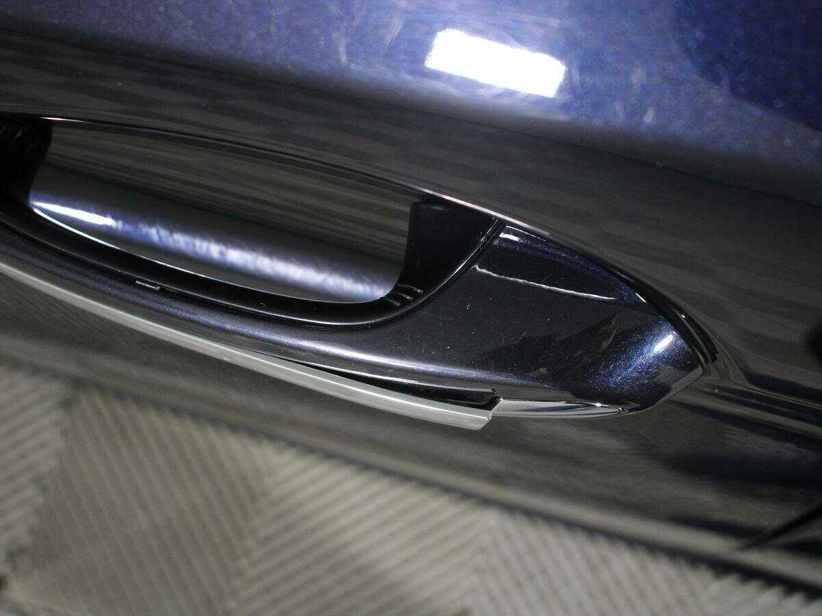 BMW 5 серии 540i xDrive, 2017 Фото №10