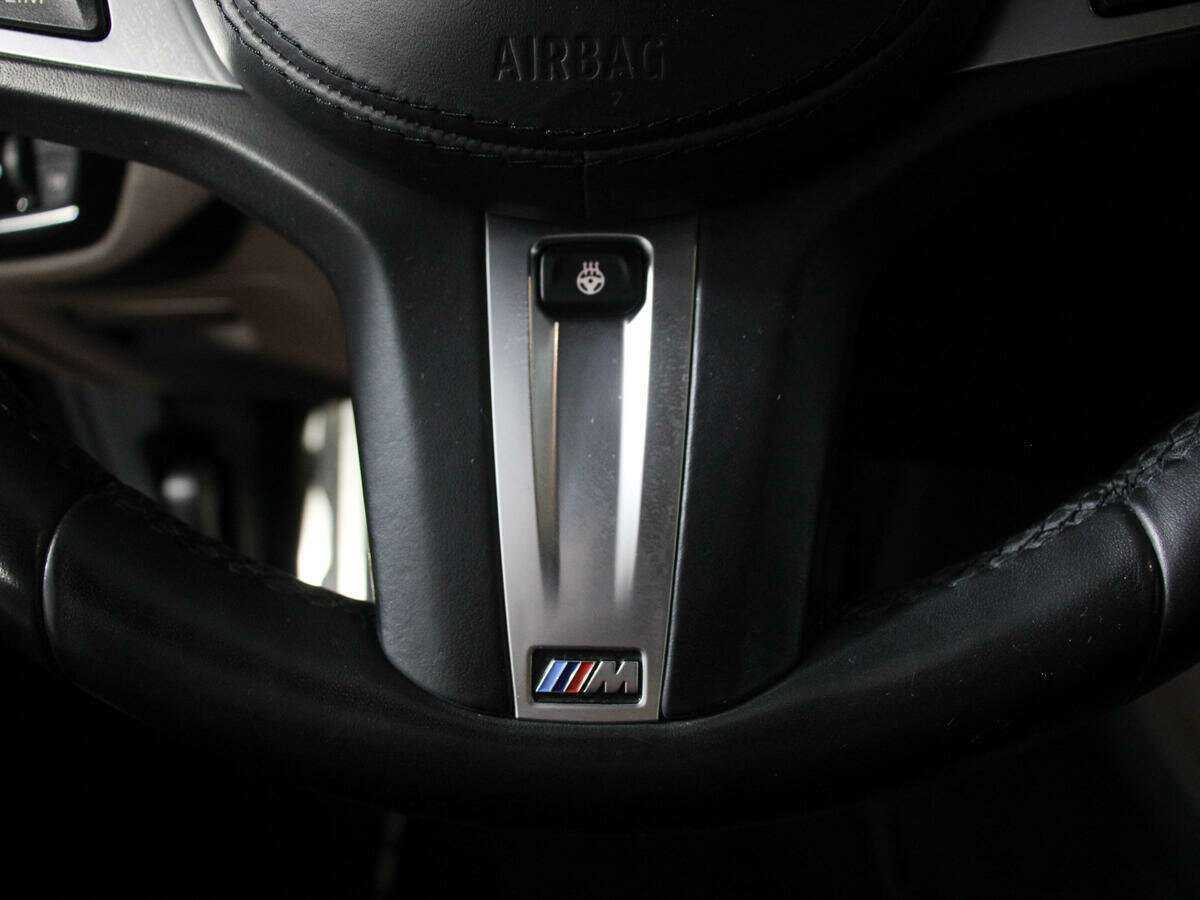 BMW 5 серии 540i xDrive, 2017 Фото №17