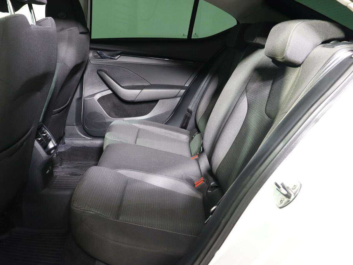 Skoda Octavia, 2021 Фото №9