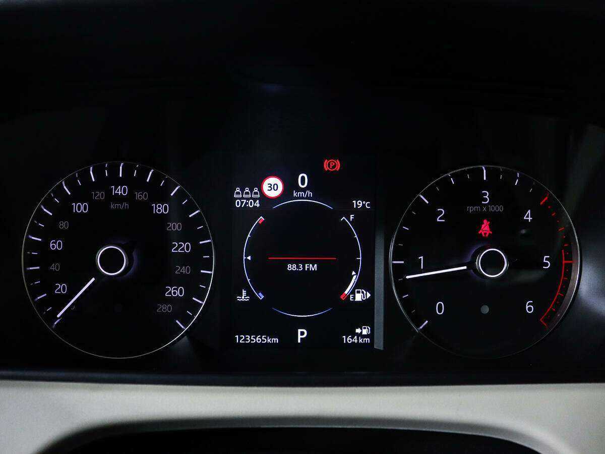 Land Rover Range Rover Velar, 2019 Фото №11