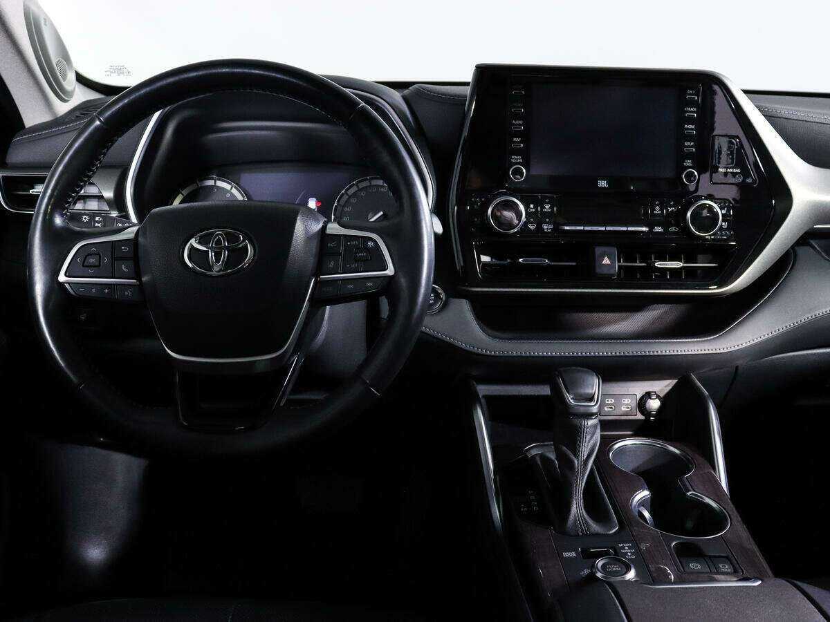 Toyota Highlander, 2022 Фото №10
