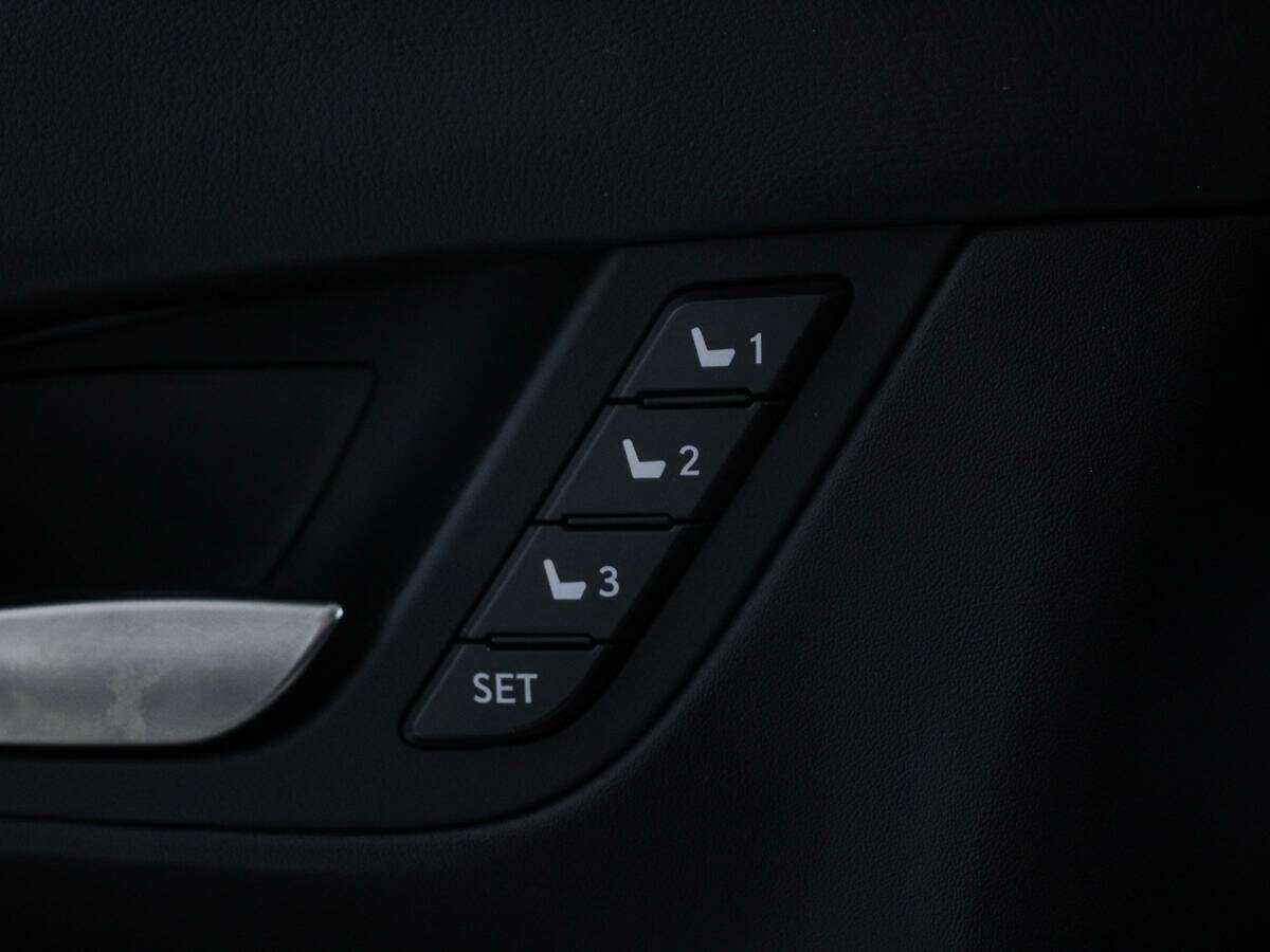 Lexus LX 450d, 2016 Фото №22