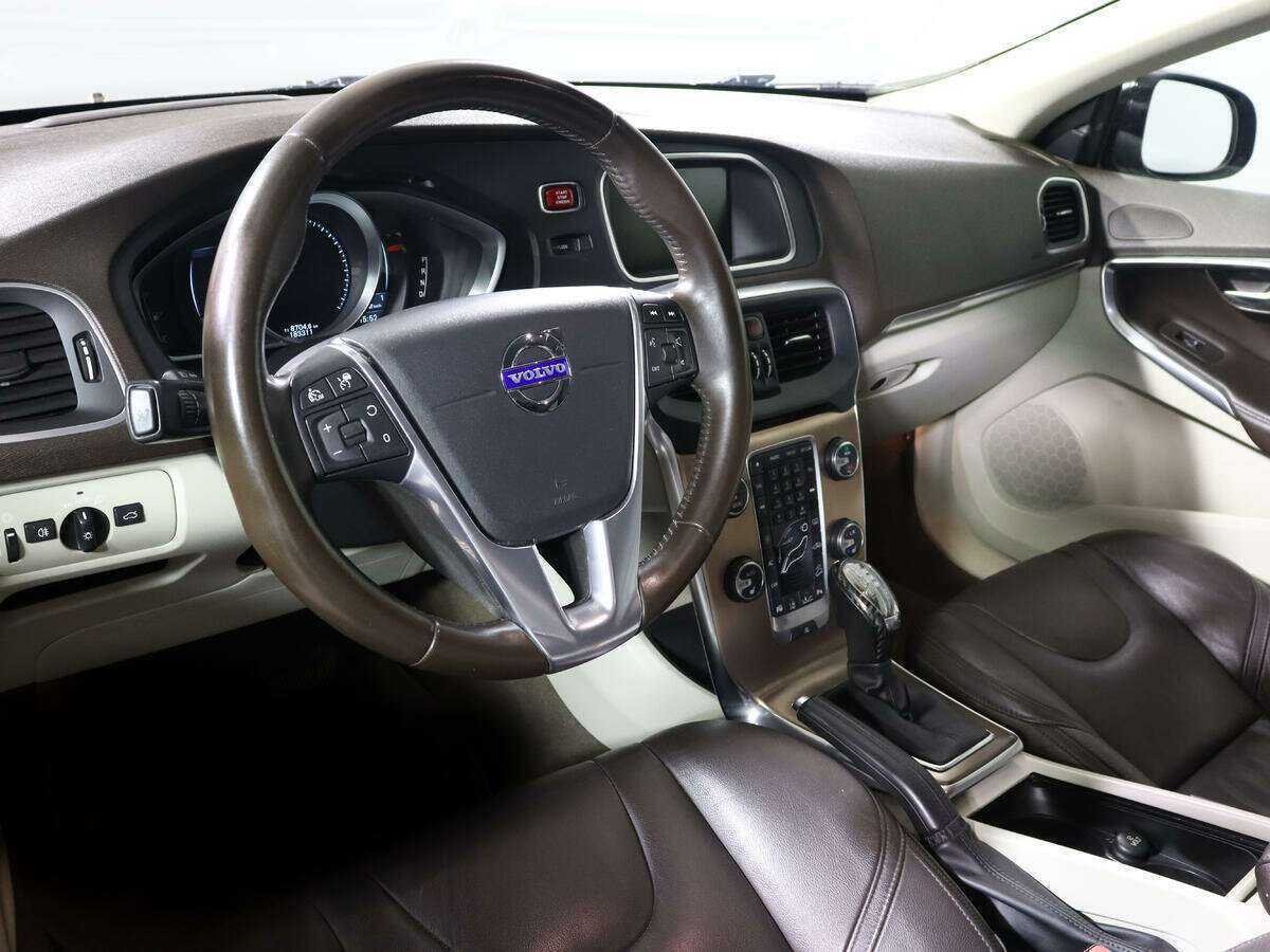 Volvo V40 Cross Country, 2013 Фото №11