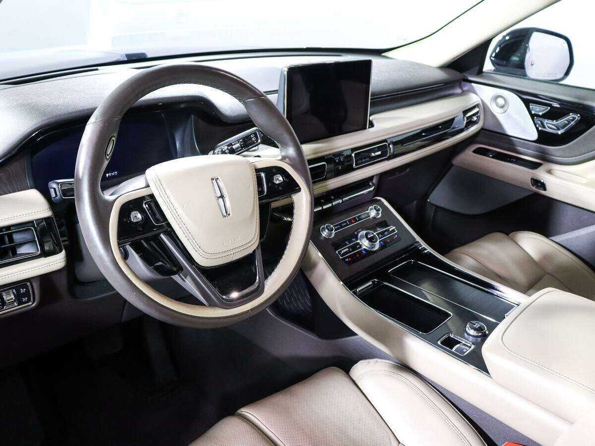 Lincoln Aviator, 2019 Фото №12