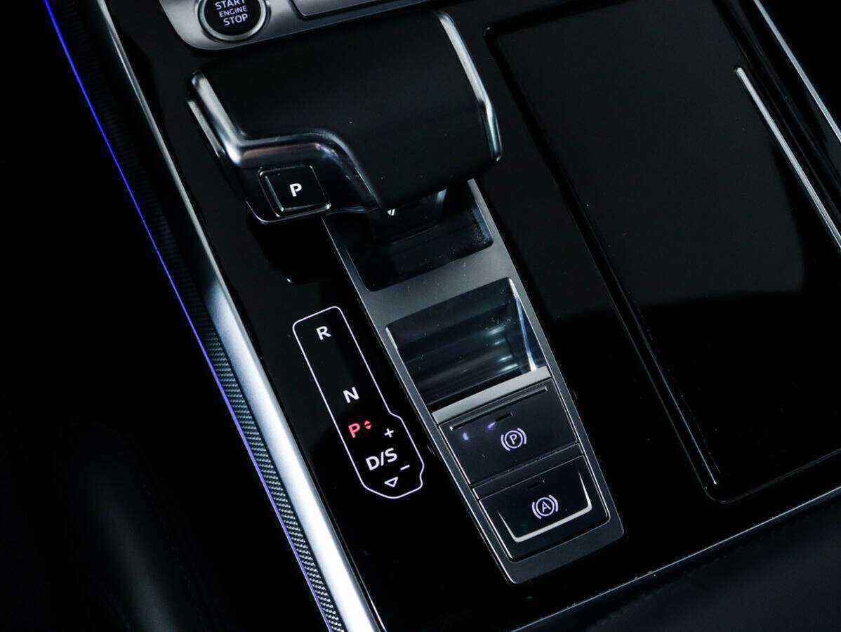 Audi Q7 45 TDI, 2021 Фото №27