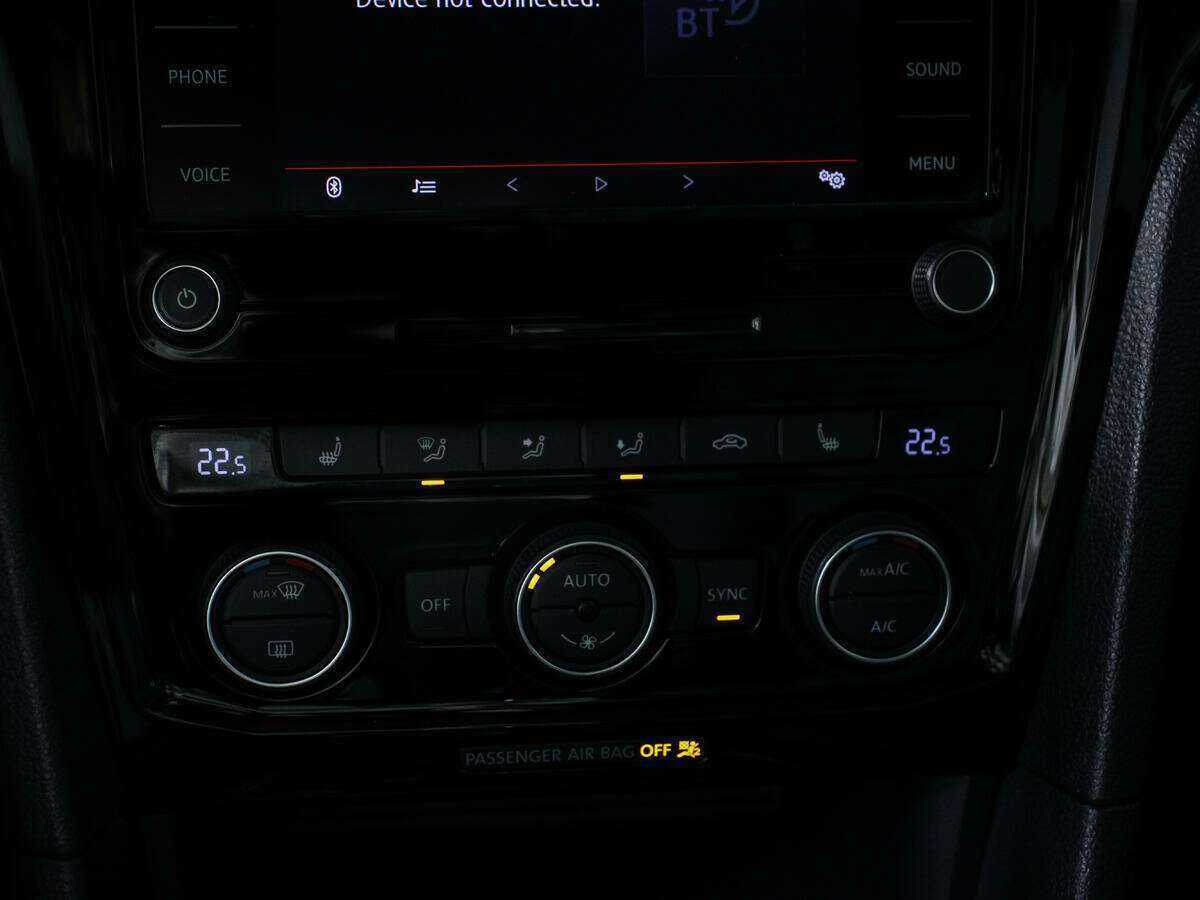 Volkswagen Passat (North America and China), 2021 Фото №11