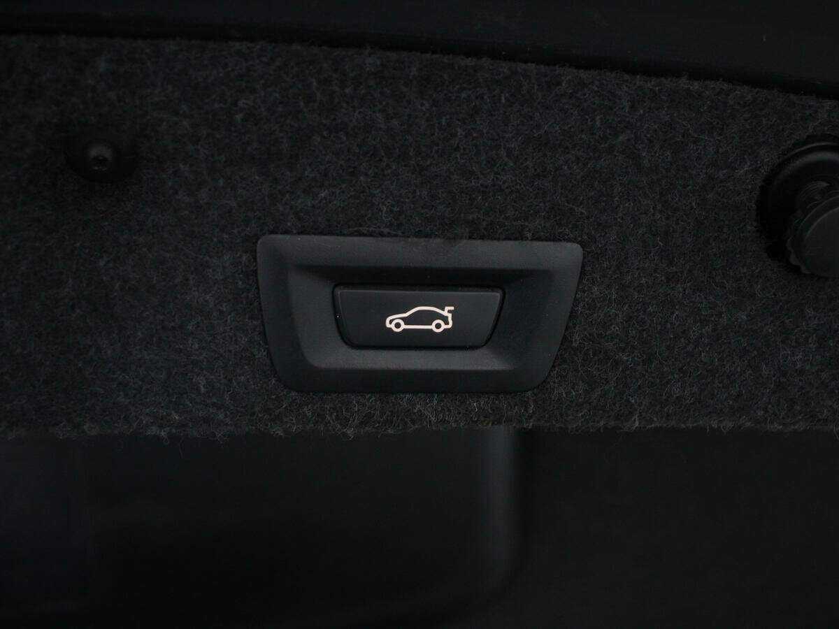 BMW 5 серии 528i xDrive, 2012 Фото №13