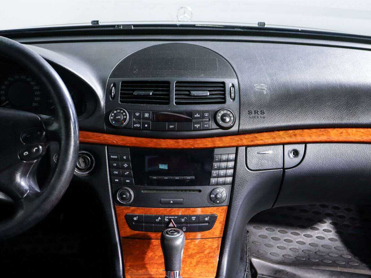 Mercedes-Benz E-Класс 200, 2006 Фото №11