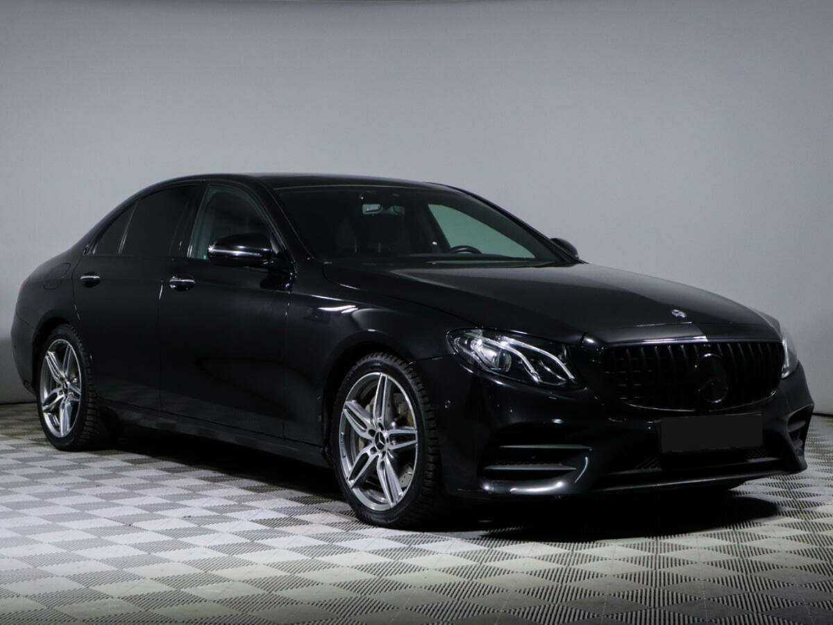Mercedes-Benz E-Класс 400 d, 2019 - 79 406 км. | Фото №3