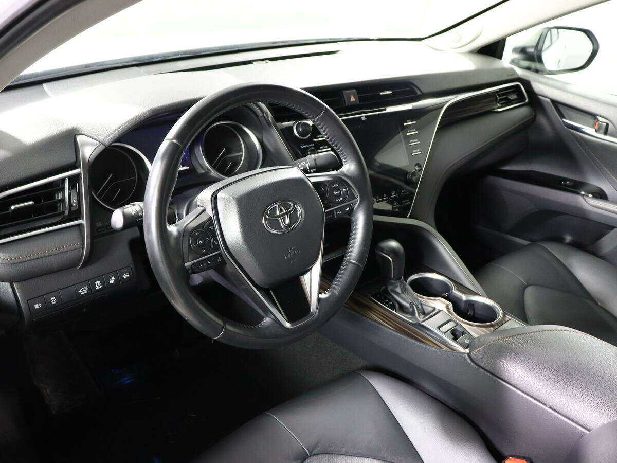 Toyota Camry, 2020 Фото №10