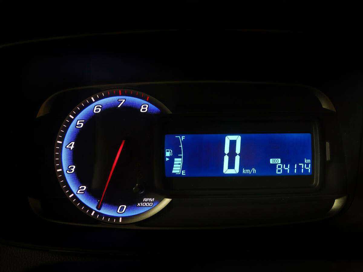 Chevrolet Tracker, 2015 Фото №10