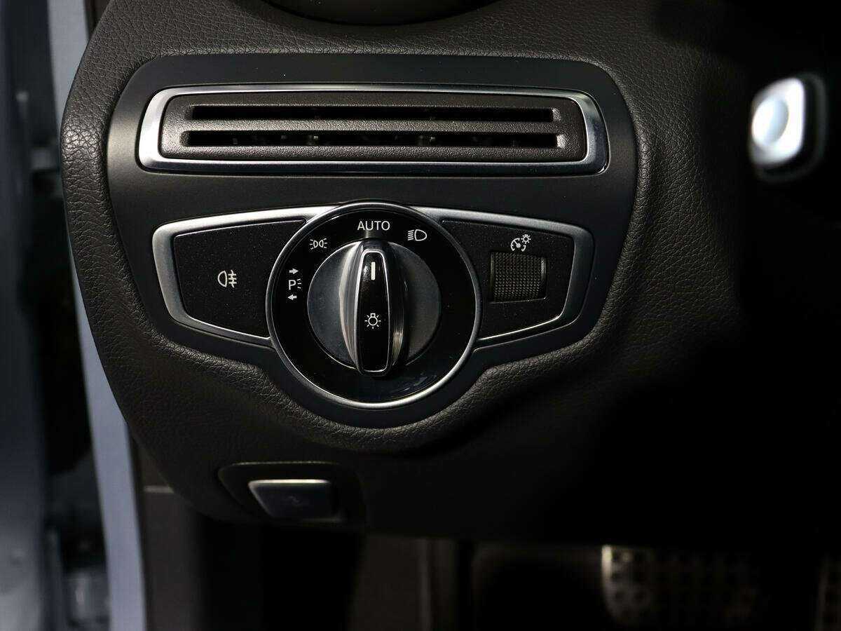 Mercedes-Benz C-Класс 180, 2015 Фото №18