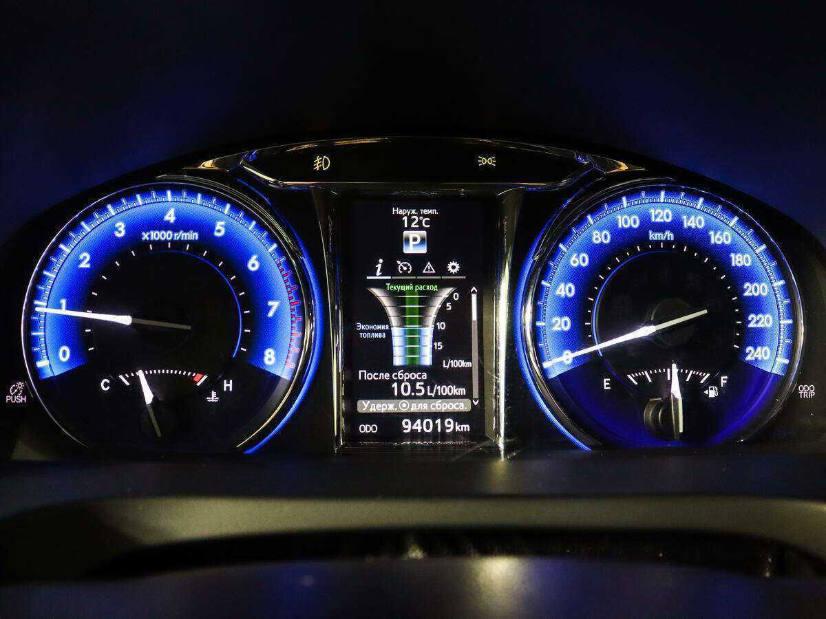 Toyota Camry, 2017 Фото №11