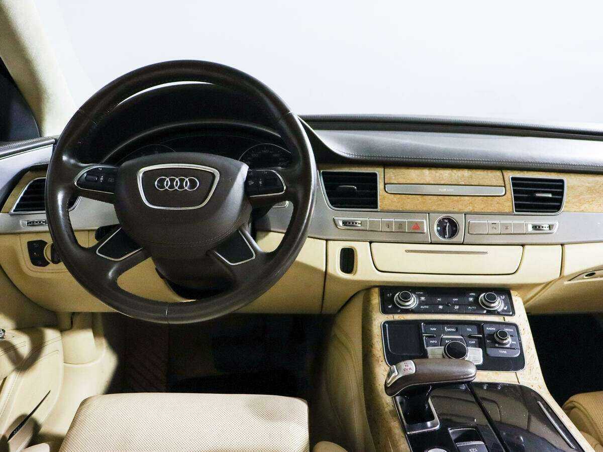 Audi A8, 2010 Фото №11