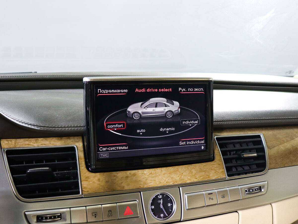 Audi A8, 2010 Фото №15