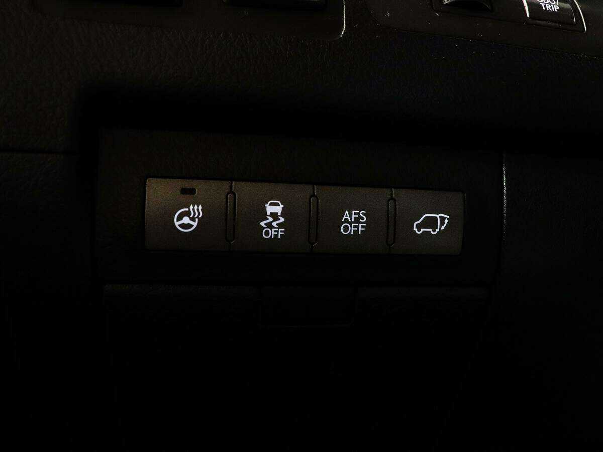 Lexus LX 570, 2015 Фото №24