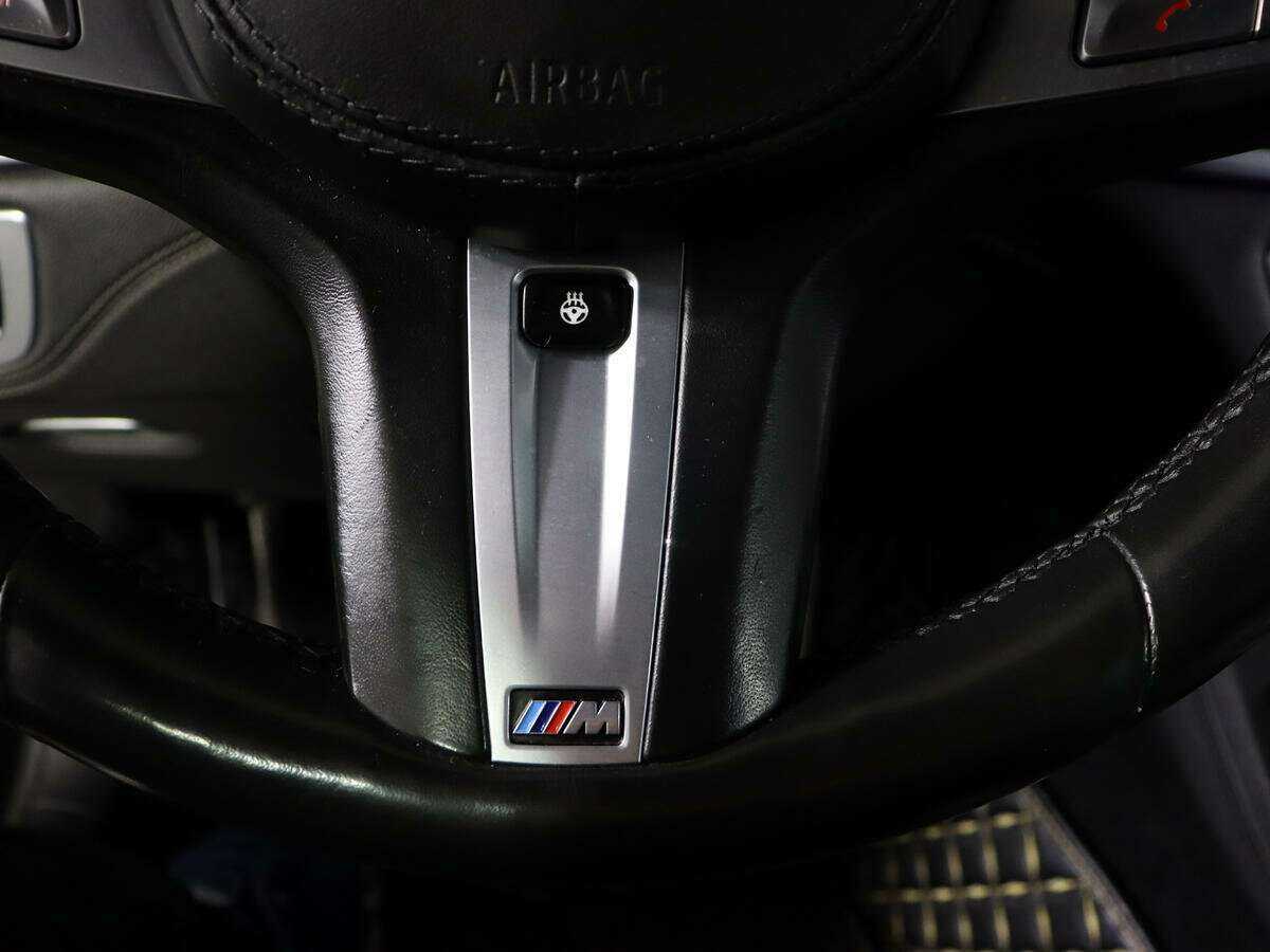 BMW 7 серии 750d xDrive, 2018 Фото №23