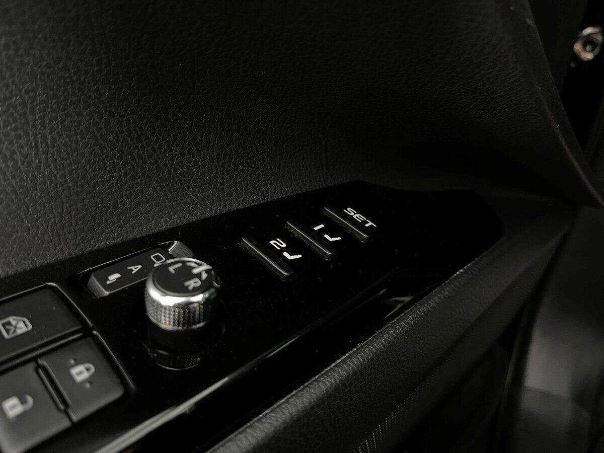 Toyota Camry, 2019 Фото №14