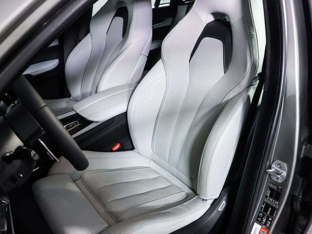 BMW X6 M, 2018 Фото №22