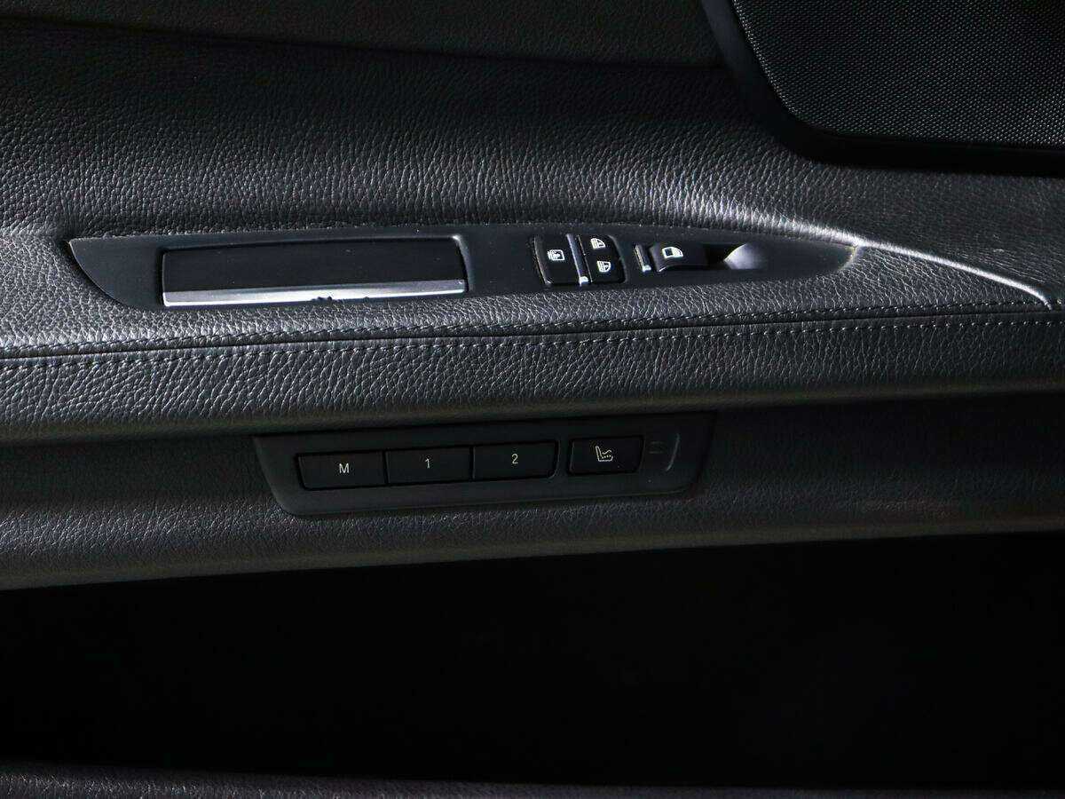 BMW 7 серии Long 740Li xDrive, 2013 Фото №23
