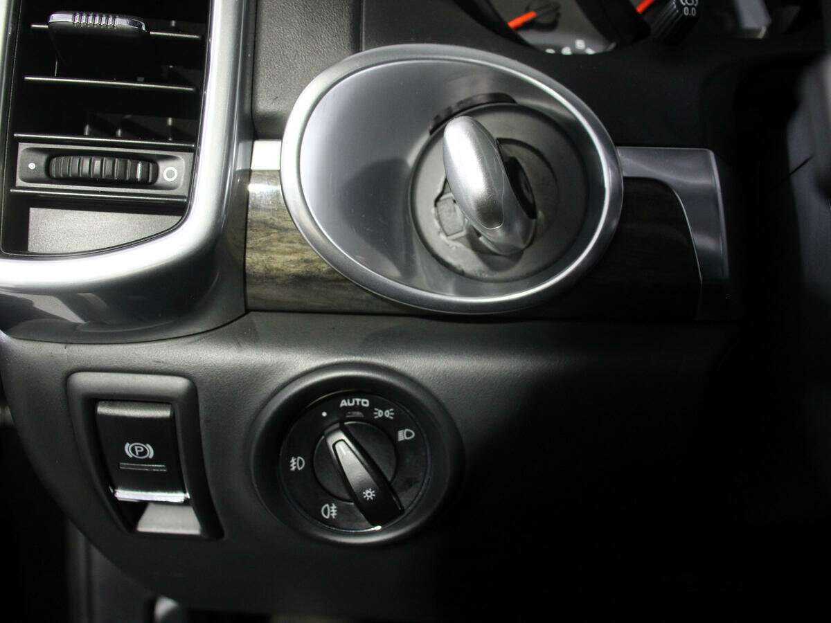 Porsche Cayenne Turbo, 2010 Фото №22