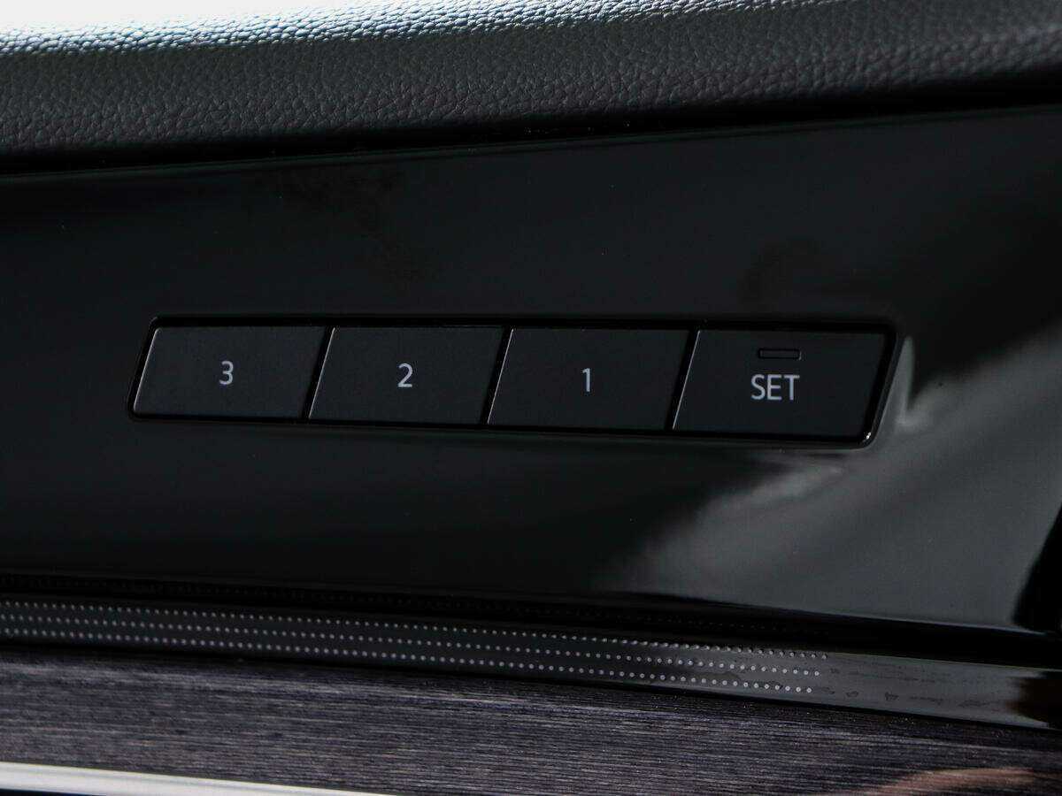 Volkswagen Touareg, 2019 Фото №20