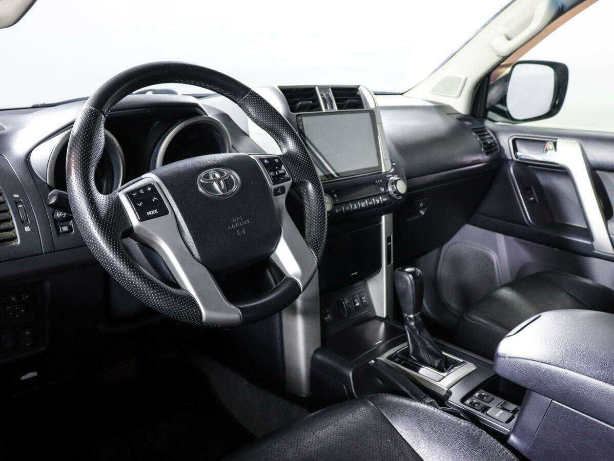 Toyota Land Cruiser Prado, 2011 Фото №14