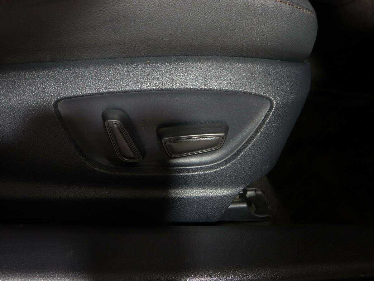 Toyota Camry, 2020 Фото №14