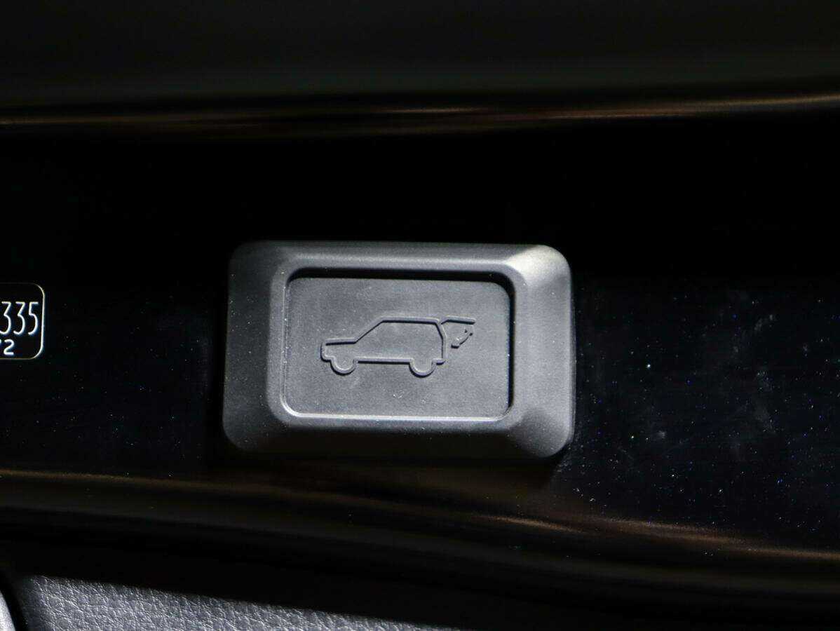 Toyota RAV4, 2022 Фото №15