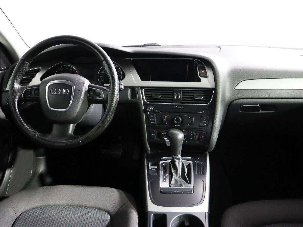 Audi A4, 2010 Фото №10