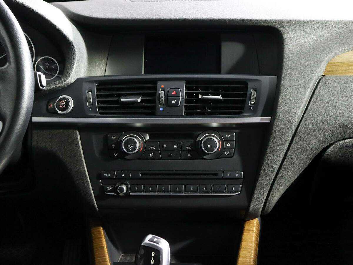 BMW X3 35i xDrive, 2011 Фото №10