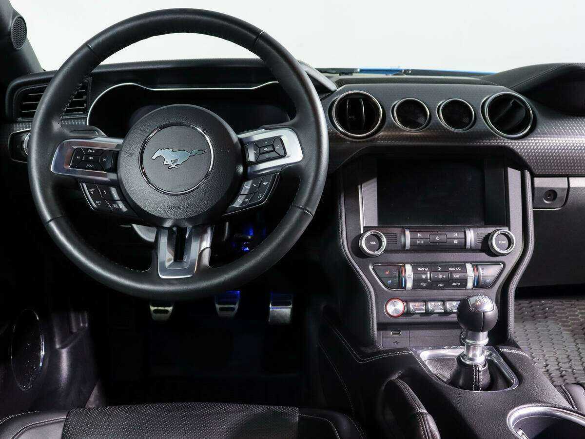 Ford Mustang, 2022 Фото №10