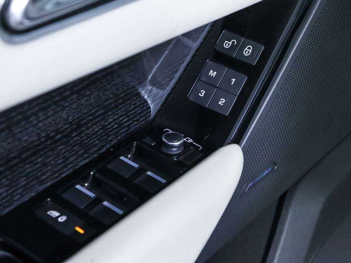 Land Rover Range Rover Velar, 2018 Фото №17