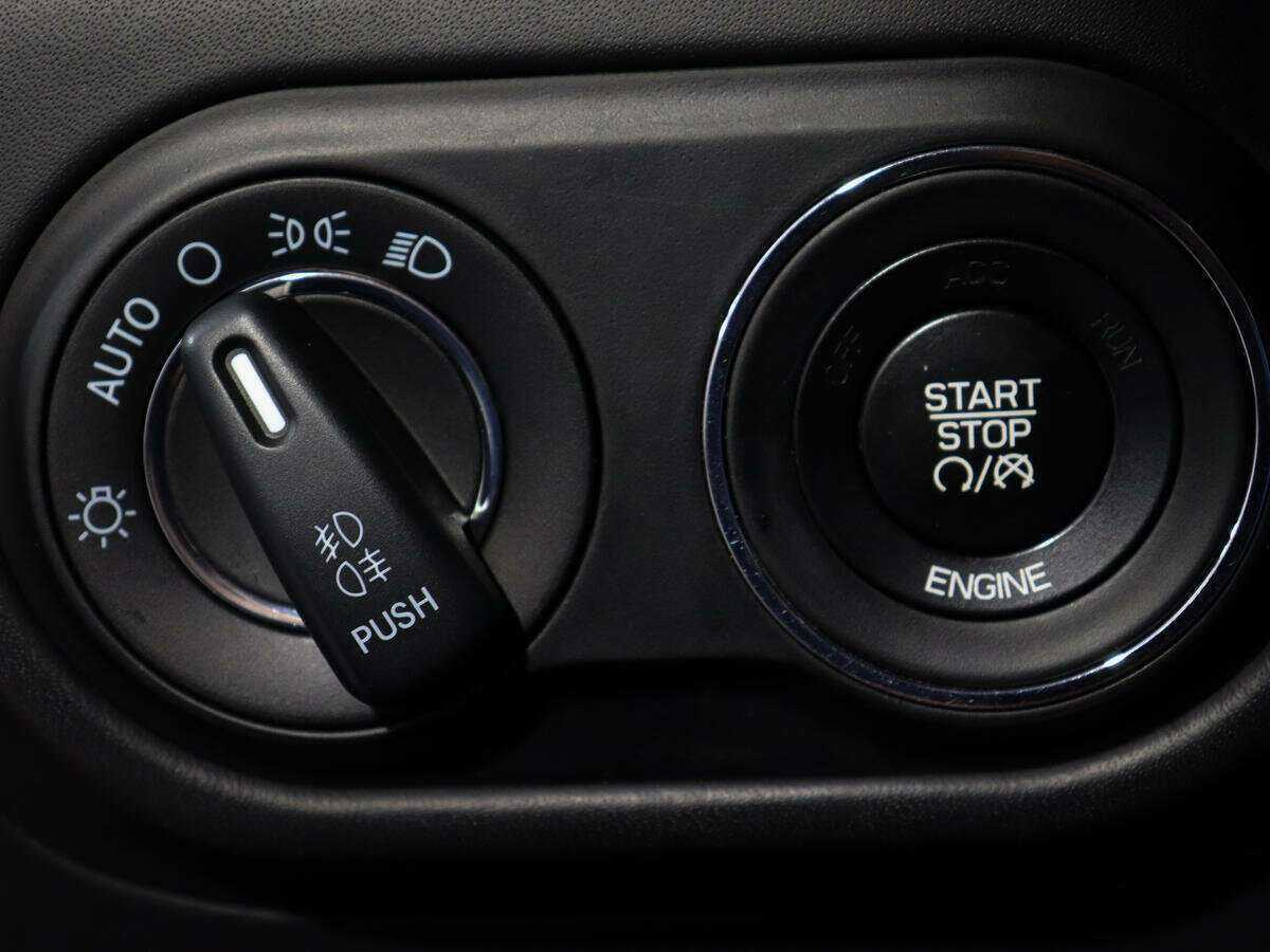 Maserati Levante Diesel, 2016 Фото №19