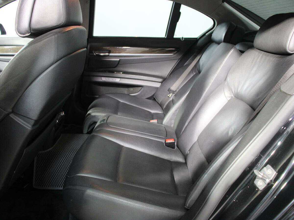 BMW 7 серии 730d, 2009 Фото №10
