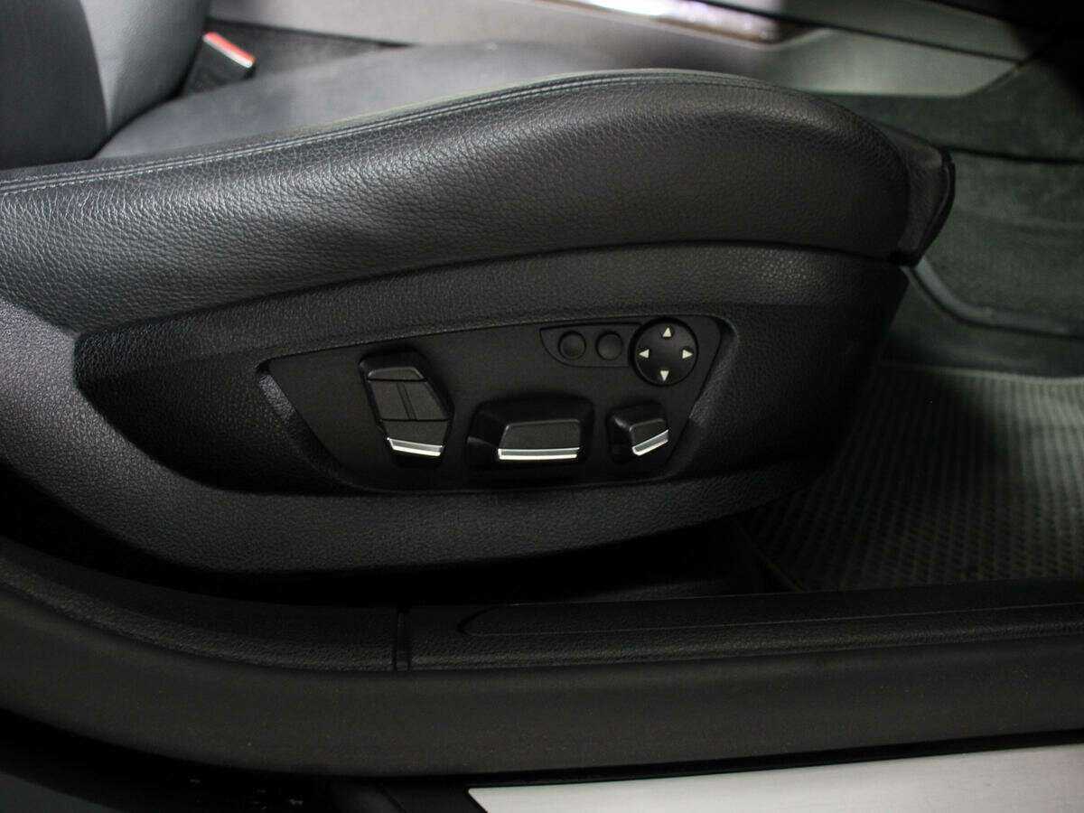 BMW 7 серии 730d, 2009 Фото №15