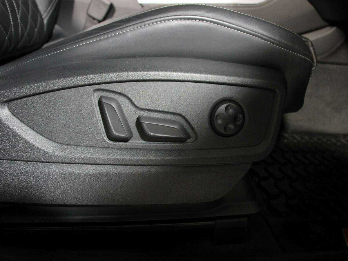 Audi SQ5, 2021 Фото №13