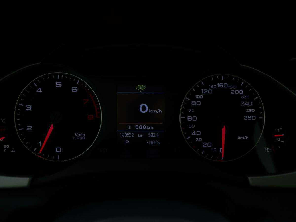 Audi A4, 2009 Фото №10